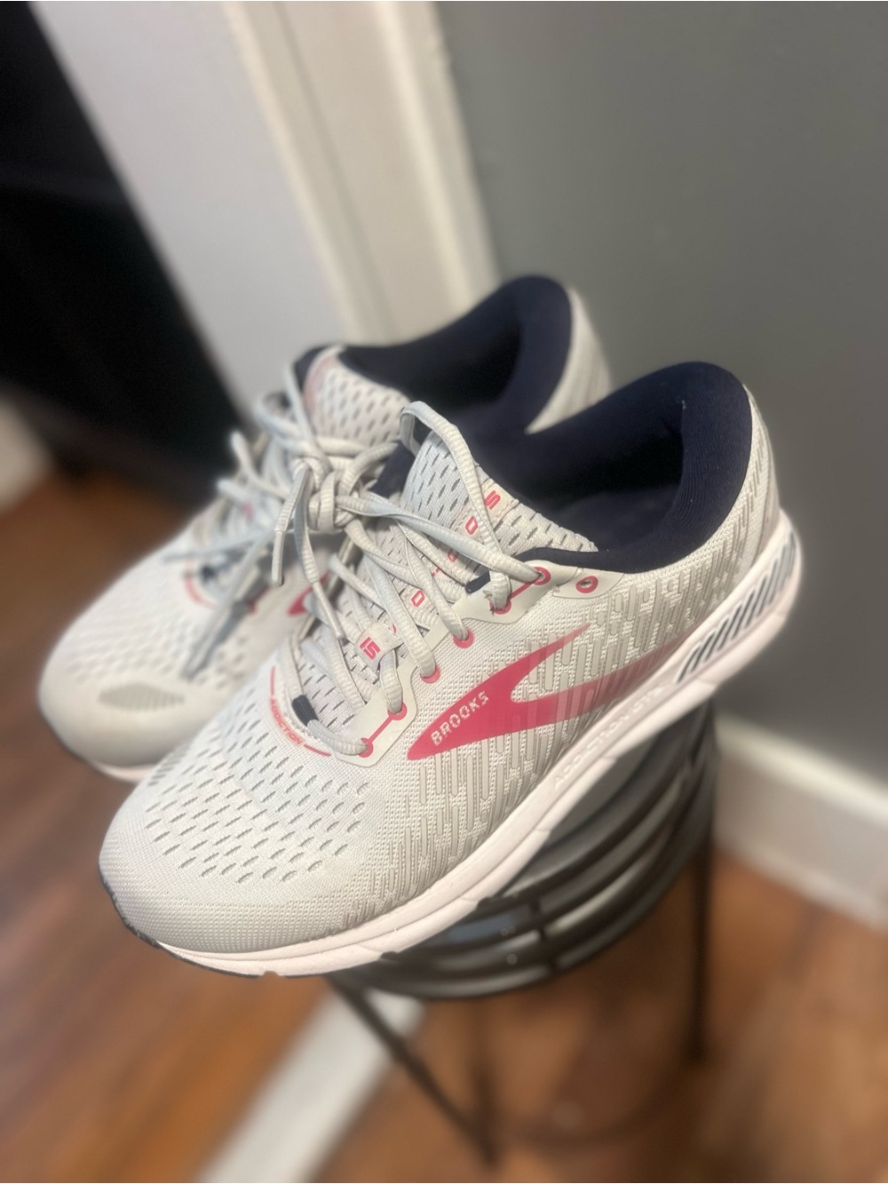 Brooks Women's White and Pink Running Sneakers